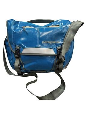 patagonia mini messenger bag blue Black Hole MLC 30L | Carry-On Backpack travel documents Patagonia Mini Mass Messenger Bag